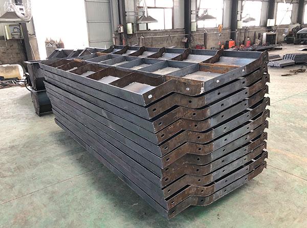 公路防撞墙钢模具 公路防撞墙钢模具