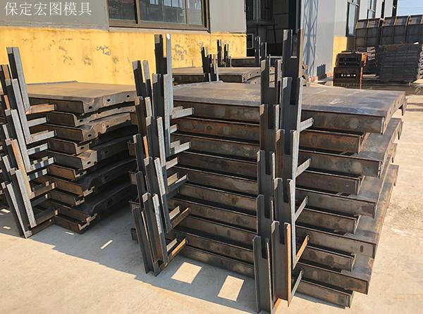 高速公路防撞墙钢模具 高速公路防撞墙钢模具