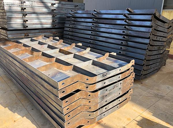 混凝土防撞墙钢模具 混凝土防撞墙钢模具