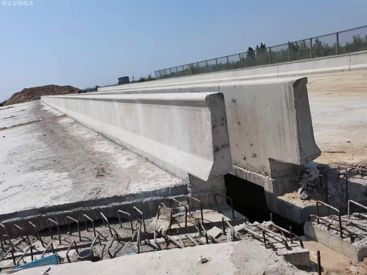 防撞墙模具 防撞墙模具